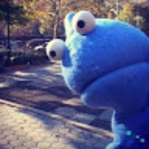 Meet your Posher, Dennis